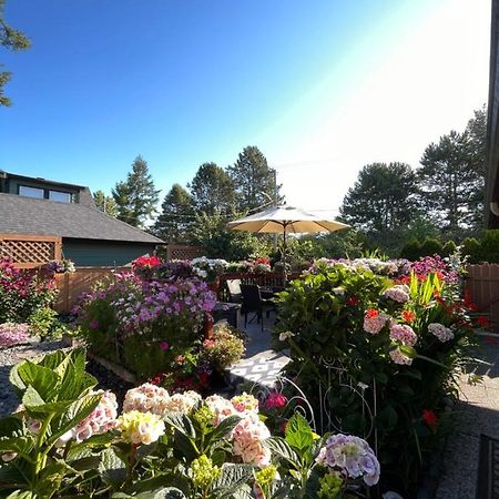 Garden Home In Victoria -Beautiful Home In Victoria Eksteriør bilde